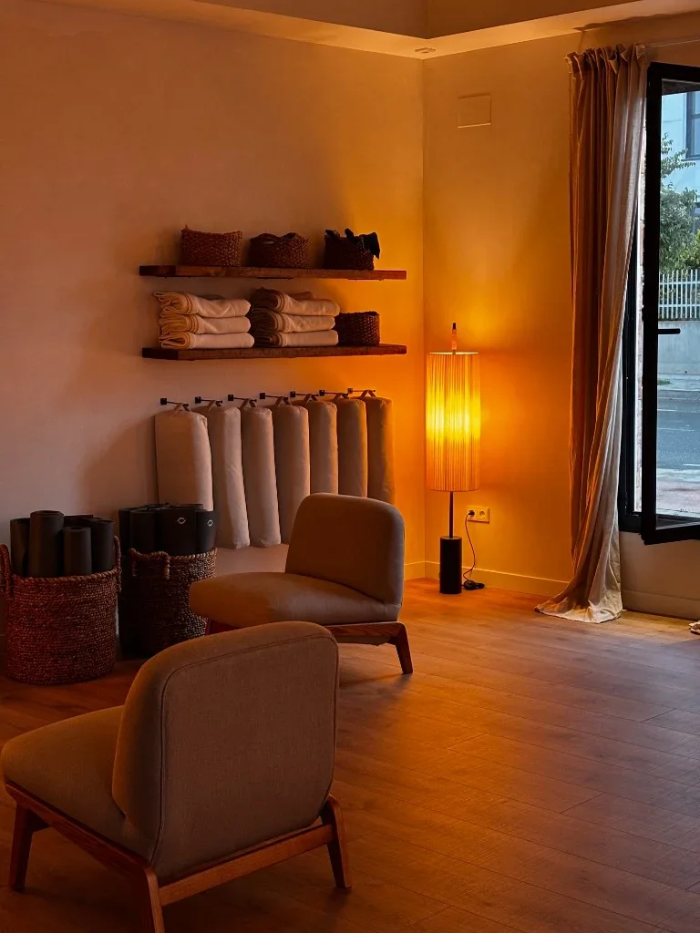 Rest area with armchairs and warm lamp light